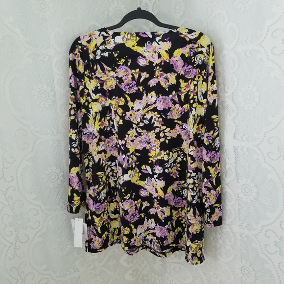 Liz Claiborne Tunic Blouse - Picture 3 of 9